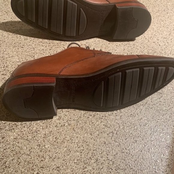 Cole Haan - Lenox Hill Cap Toe Oxford main image 5